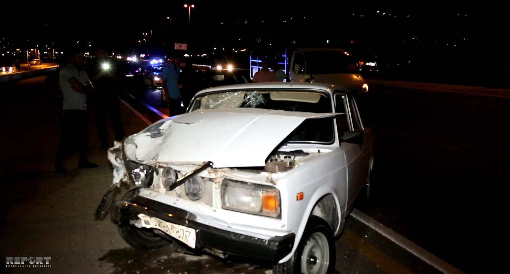 Bakıda avtomobil ağır qəzaya səbəb oldu -  FOTOLAR (VİDEO) (YENİLƏNİB)